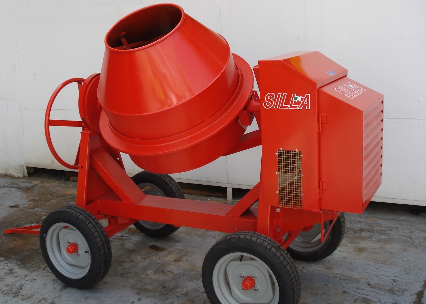 Silla Tilting Drum Mixers 350L Construction Machinery Center Co (L.L.C)